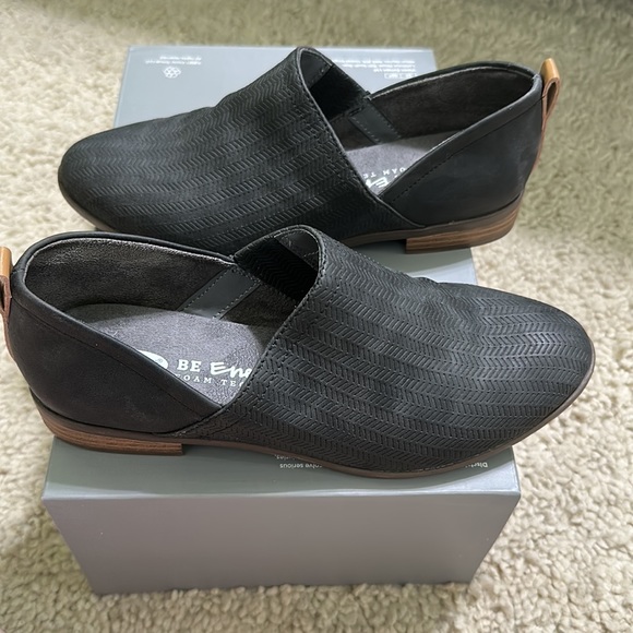 Dr. Scholls booties - Picture 2 of 4